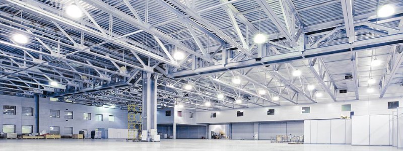 Hogyan válasszunk ipari világítást kereskedelmi épületekhez?