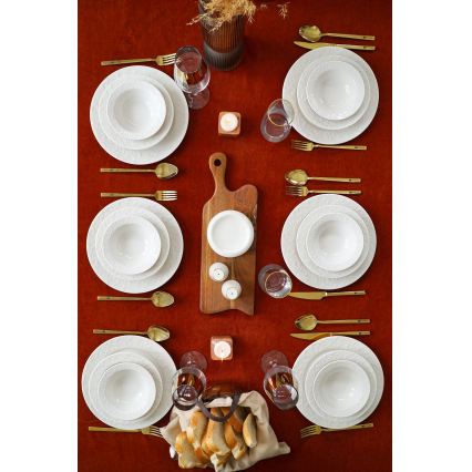 18 darabos fehér porcelán étkészlet