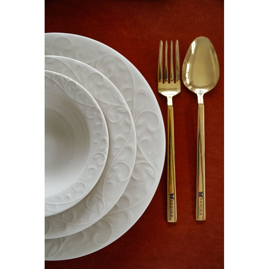 18 darabos fehér porcelán étkészlet