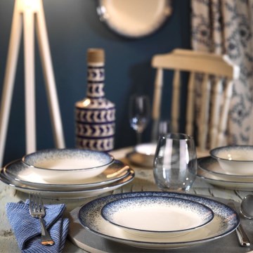 18 darabos porcelán étkészlet, fehér/kék