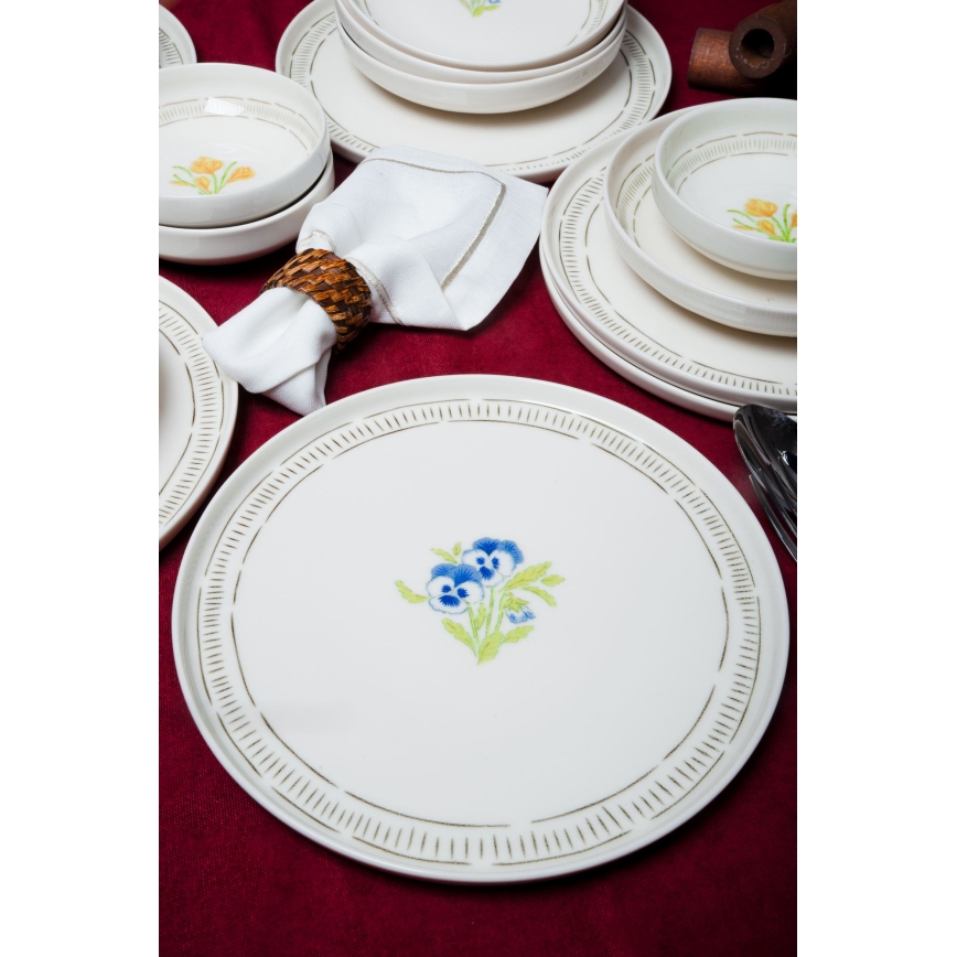 18 darabos porcelán étkészlet fehér/többszínű