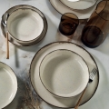 18 részes bézs porcelán étkészlet