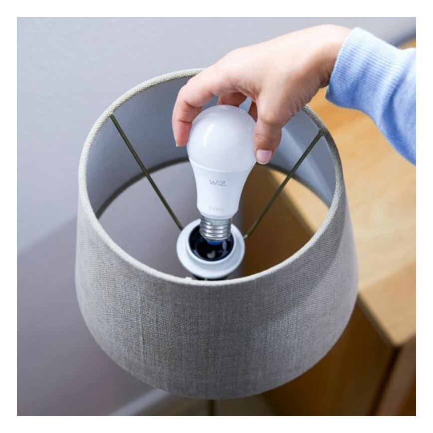 Szett 2x dimmelhető LED izzó A60 E27/9W/230V 2700K Wi-Fi + távirányító - WiZ
