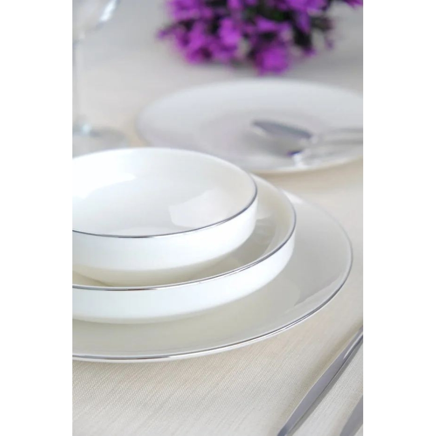 24 darabos fehér/ezüst porcelán étkészlet