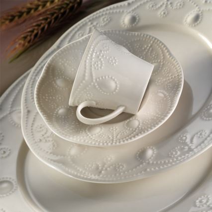 24 darabos fehér porcelán étkészlet