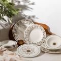 24 darabos színes porcelán étkészlet