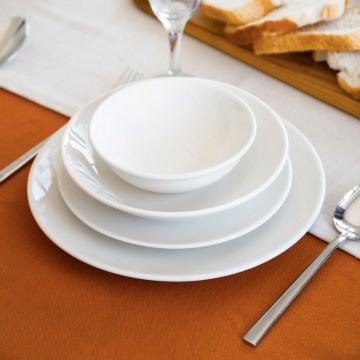 24 részes fehér porcelán étkészlet