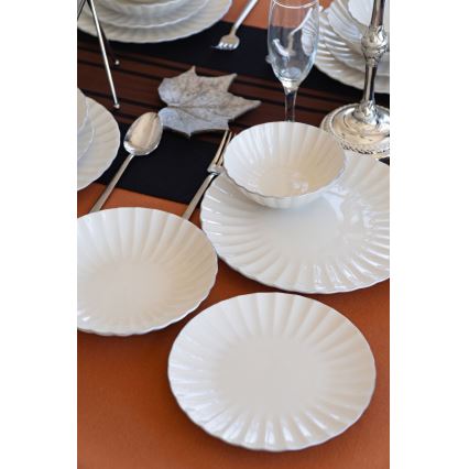 24 részes fehér porcelán étkészlet