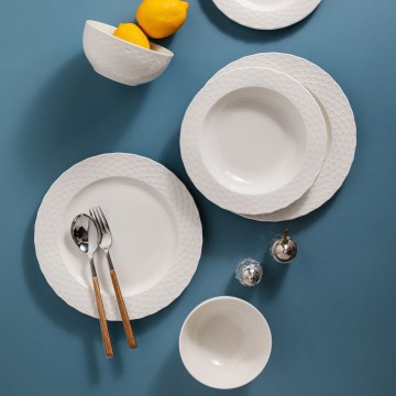 24 részes fehér porcelán étkészlet