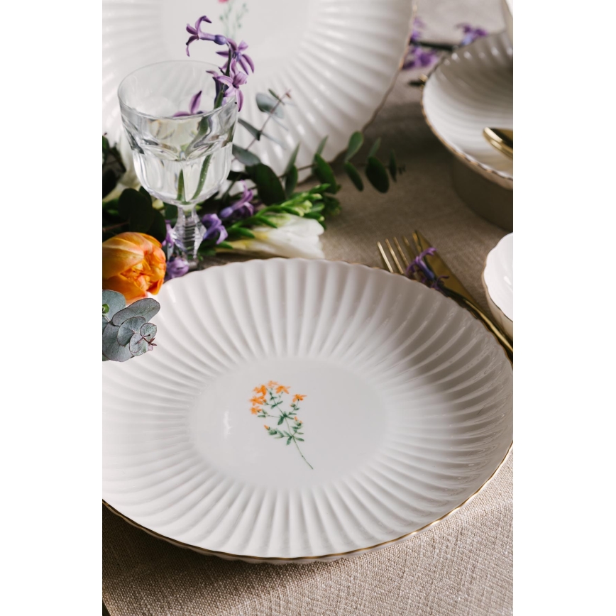 27 darabos porcelán étkészlet, fehér/arany