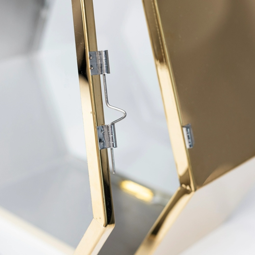 34 cm-es dekoratív lámpás, aranyszínű