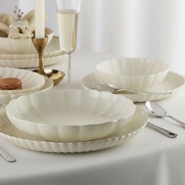 52 darabos fehér/porcelán étkészlet