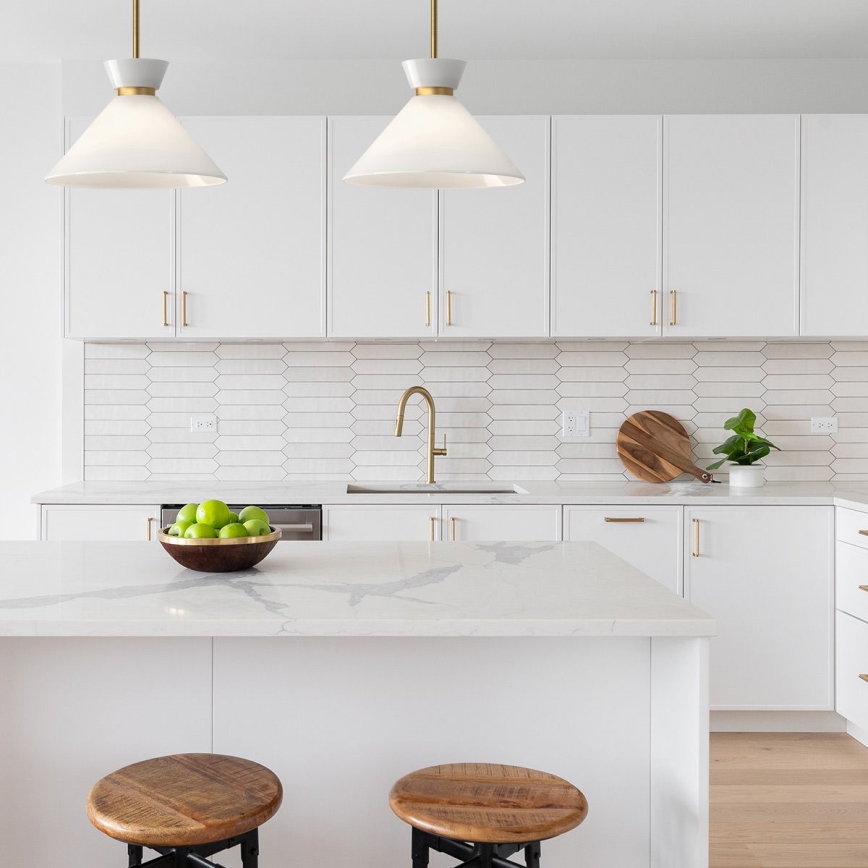 Alora Mood - HALSTON rúdra szerelhető csillár 1xE27/60W/230V arany