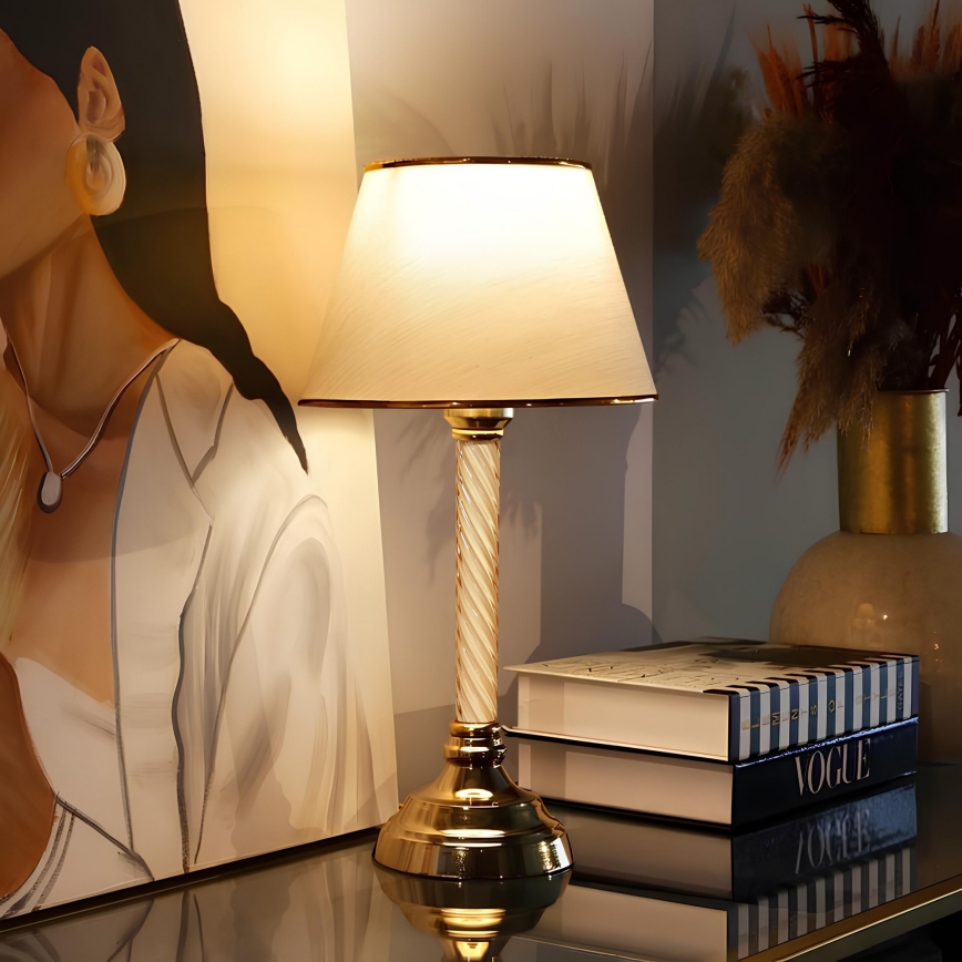 Asztali lámpa AYD 1xE27/40W/230V bézs/arany