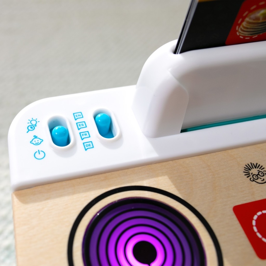 Baby Einstein - MAGIC TOUCH zenélő játékkonyha 3xAA