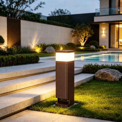 BRILAGI - Kültéri lámpa 2 aljzattal SCHUKO PILLAR 1xG9/11W/230V IP44 barna