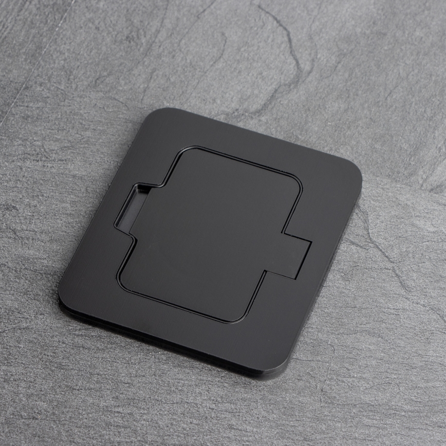 Brilagi - Kültéri padlóba építhető konnektor IP55 fekete téglalap alakú