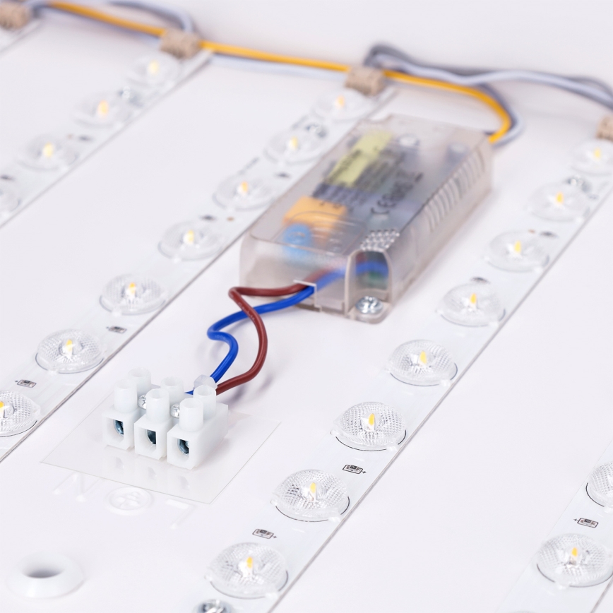 Brilagi - LED dimmelhető mennyezeti lámpatest PILANA LED/48W/230V 3000-6500K tölgy/fekete 56x56 cm + távirányítóval