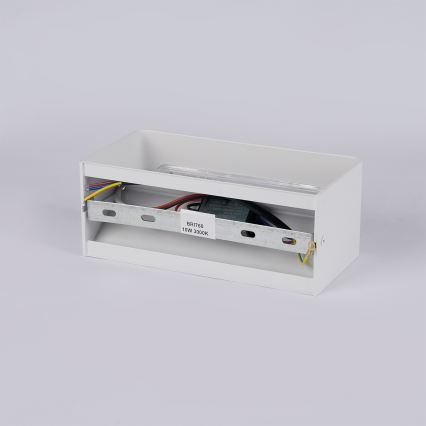 Brilagi - LED kültéri fali lámpatest DONNANI LED/7W/230V 20 cm fehér IP44