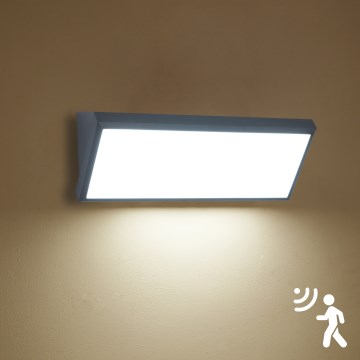 Brilagi - LED kültéri fali lámpatest érzékelővel TRIANGLE LED/42W/230V 45 cm antracit IP65