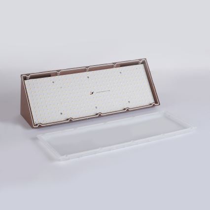 Brilagi - LED kültéri fali lámpa érzékelővel TRIANGLE LED/42W/230V 45 cm barna IP65