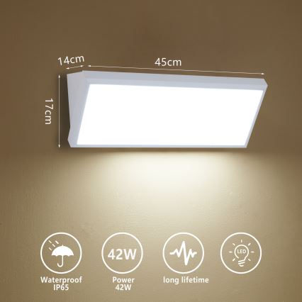 Brilagi - TRIANGLE kültéri fali LED-lámpatest LED/42W/230V 45 cm fehér IP65
