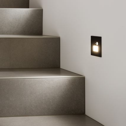 Brilagi - LED lépcsővilágító lámpatest mozgás- és alkonyatérzékelővel JACK LED/1,5W/230V 3000/4000/6500K fekete