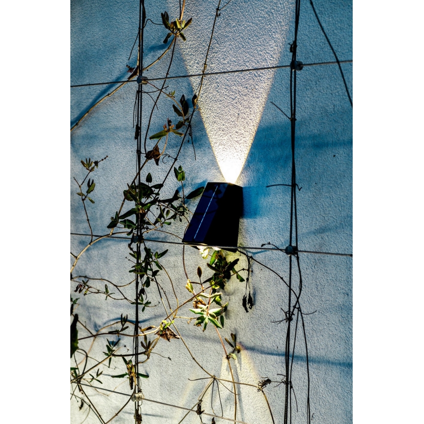 Brilagi - LED Napelemes fali lámpa PYRAMID LED/2W/3,2V 1300 mAh IP54