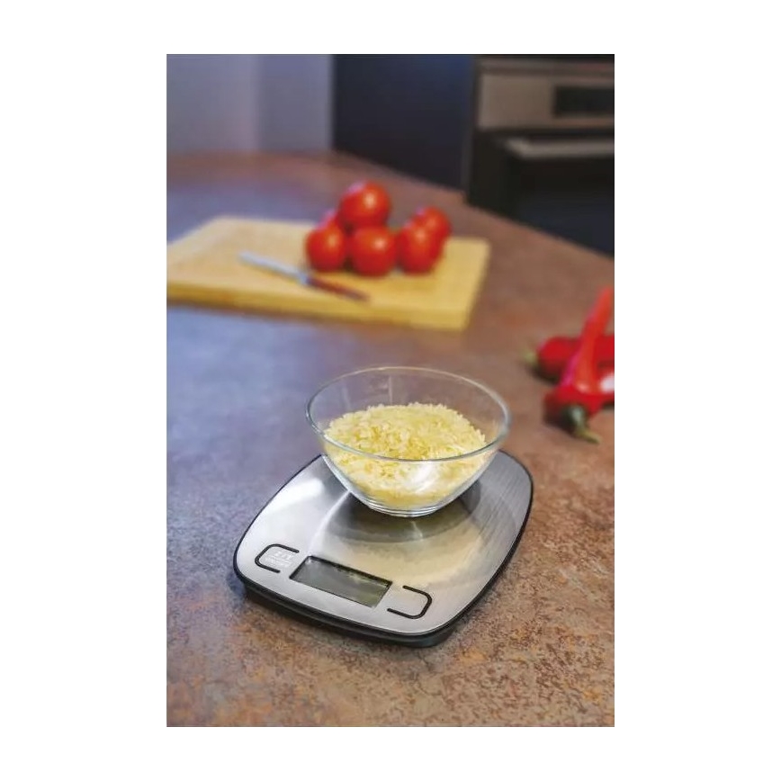 Digitális konyhai mérleg 2xAAA ezüst