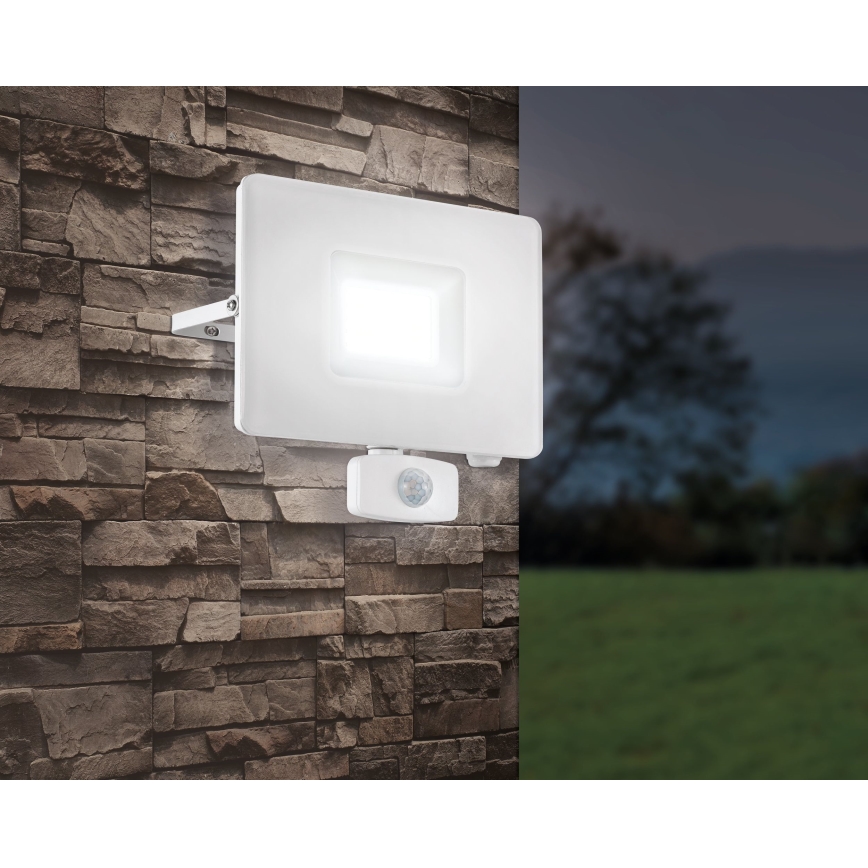 Eglo - LED reflektor érzékelős LED/50W/230V IP44