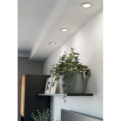 Eglo - LED beépíthető lámpatest LED/3,7W/230V 2700/4000/6500K átmérő 8,8 cm matt króm