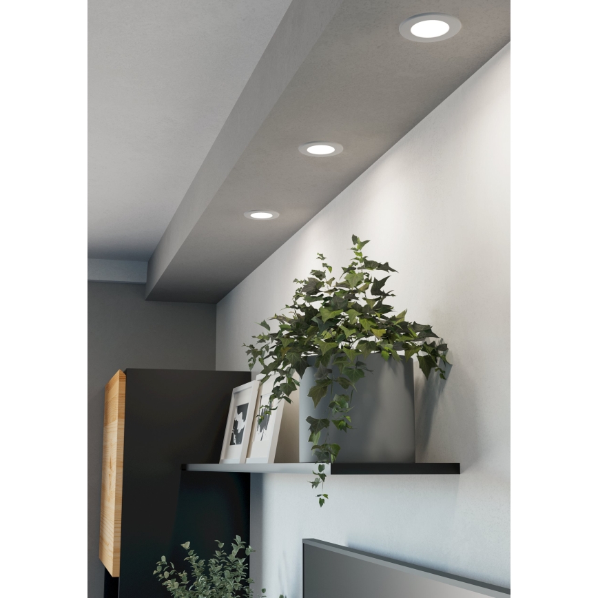 Eglo - SZETT 3xLED RGBW dimmelhető fürdőszobai süllyesztett mennyezeti lámpa LED/2,8W/230V 2700-6500K átm. 8,8 cm IP44 fehér