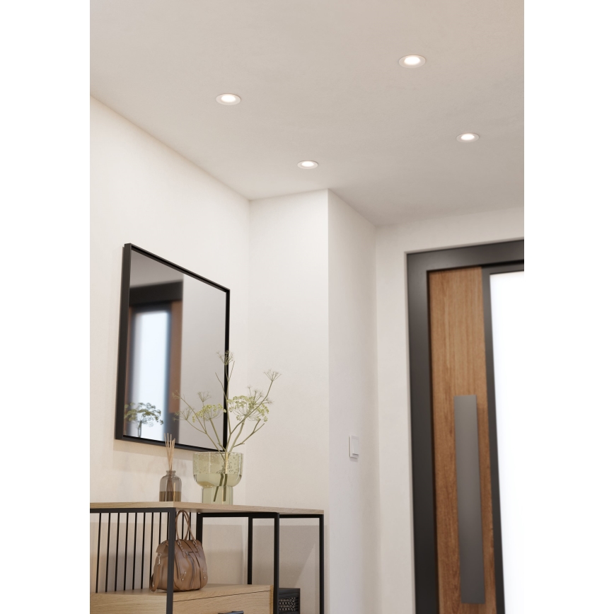 Eglo - LED dimmelhető süllyesztett mennyezeti lámpatest LED/6,4W/230V átm. 8,8 cm fehér