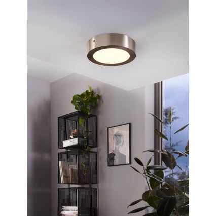 Eglo 94523 - FUEVA 1 LED mennyezeti lámpatest, 10,9 W, 230 V, átmérő 17 cm