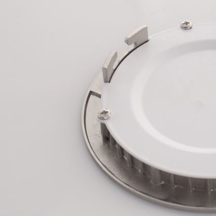Eglo 95467 - FUEVA 1 süllyeszthető LED lámpatest 1xLED/5,5W/230V, Ø 12 cm