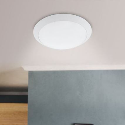 Eglo 97254 - LED fürdőszobai mennyezeti lámpatest PILONE LED/11W/230V fehér IP44