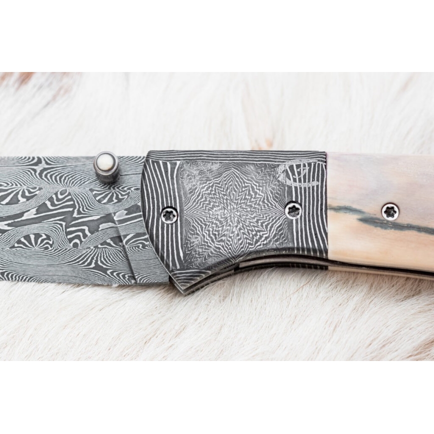 Exkluzív összecsukható damaszkuszi kés 8,6 cm mamutagyar