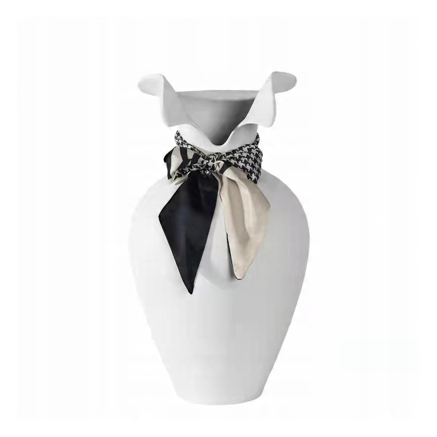 Fehér kerámiaváza 41,5x23 cm