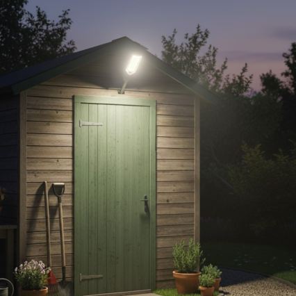 LED Dimmelhető napelemes utcai lámpa érzékelővel VENICE LED/200W/3,2V 12000 mAh IP65 fekete + távirányító