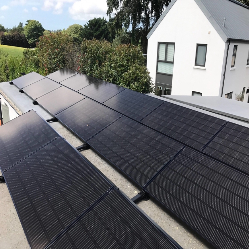Fotovoltaikus napelem JA SOLAR 390Wp teljesen fekete IP68 Half Cut