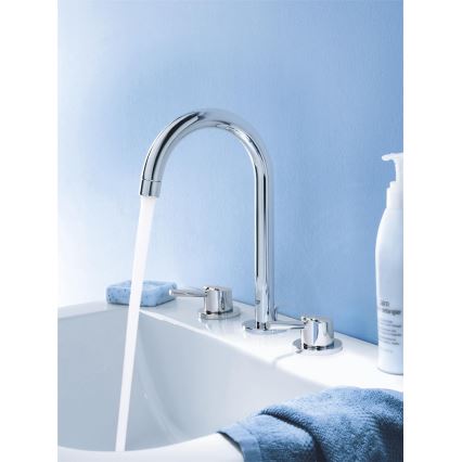 GROHE 20216001 - CONCETTO DN 15 háromlyukú mosdócsaptelep, L méret, króm