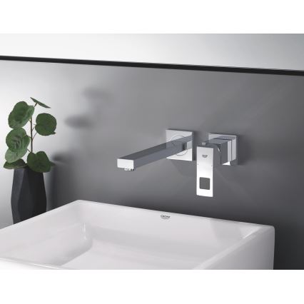 GROHE 23447000 - EUROCUBE 231 mm-es mosdócsaptelep, fényes króm