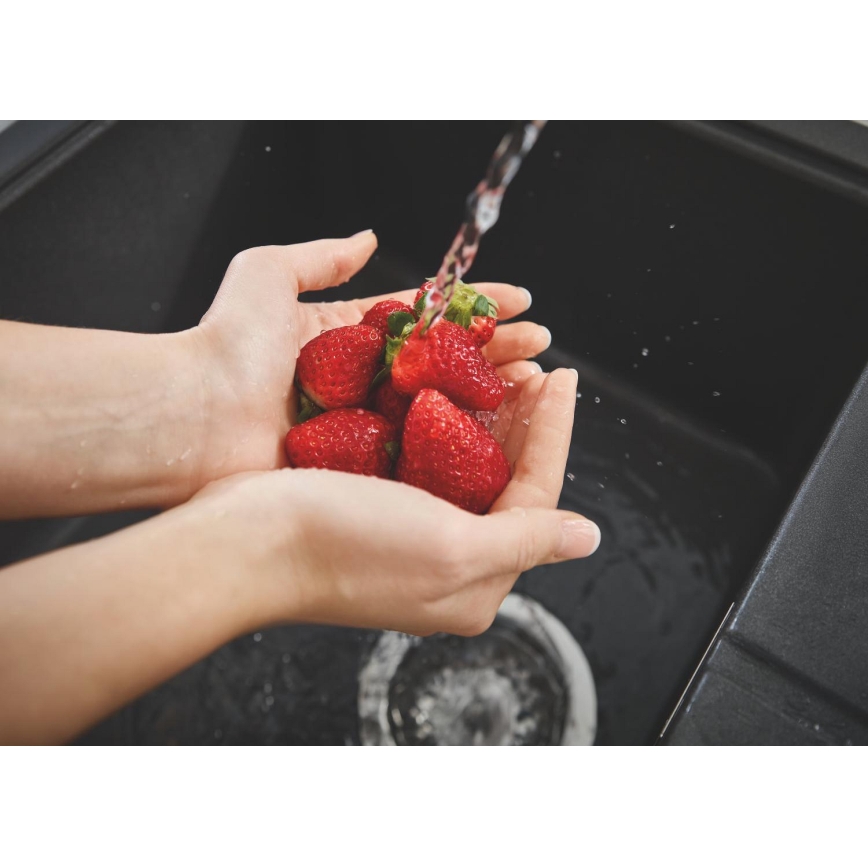 GROHE 31639AP0 - K400 kompozit mosogató 780 × 500 mm fekete