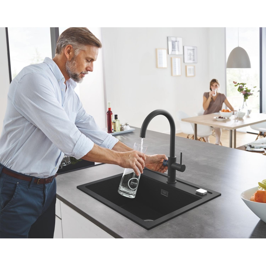 GROHE 31651AP0 - K700 kompozit mosogató, 560 × 510 mm, fekete