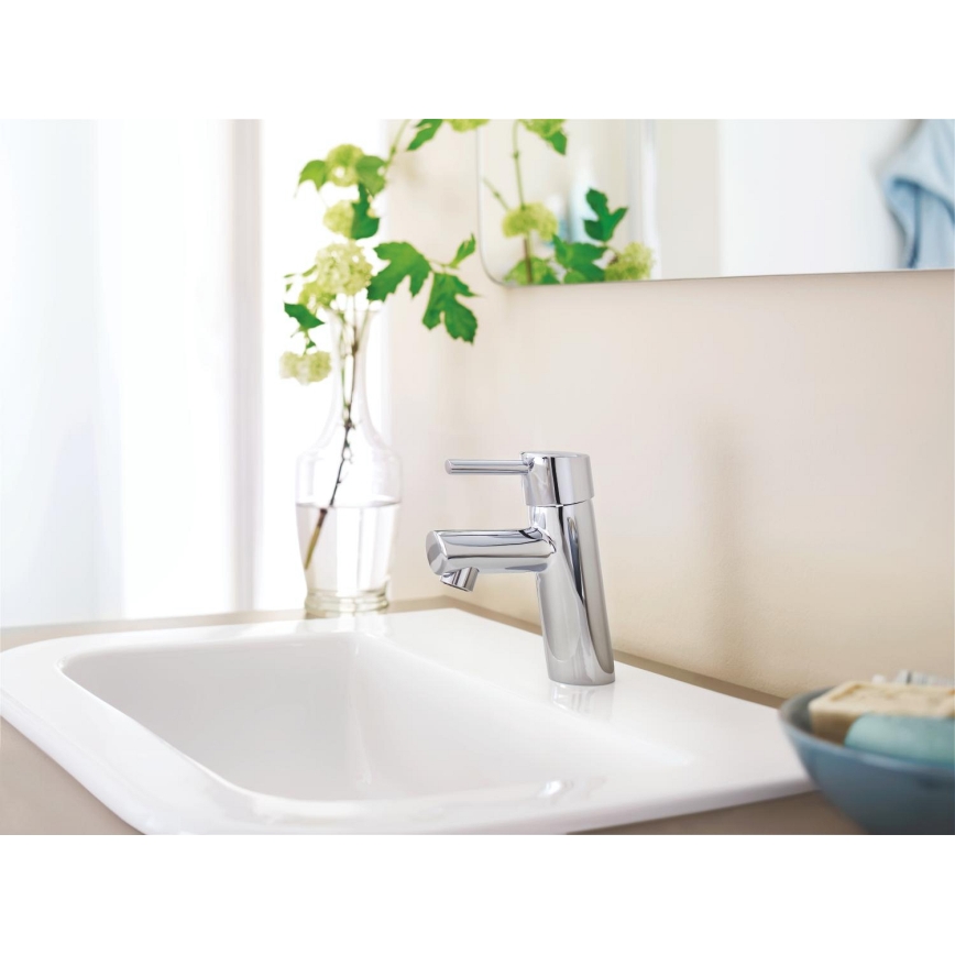 GROHE 32204001 - CONCETTO mosdócsaptelep DN 15 fényes króm