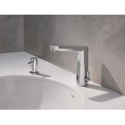 GROHE 36324001 - Infravörös elektronikus mosdócsaptelep EUROSMART COSMOPOLITAN E króm