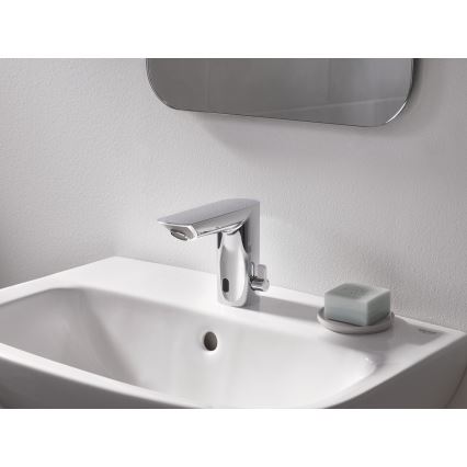 GROHE 36451000 - Elektronikus mosdócsaptelep BAU COSMOPOLITAN E fényes króm