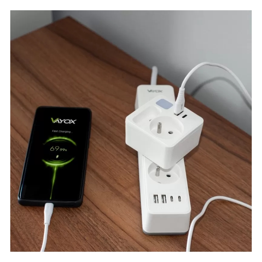 Hálózati elosztó 2 aljzattal + USB-C + USB-A, LED világítással LED/0,5W/230V 3000K