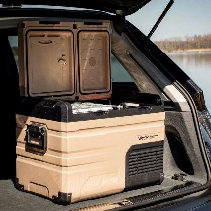 Hordozható Autós hűtő LCD kijelzővel 39 l 230V/12V/24V barna