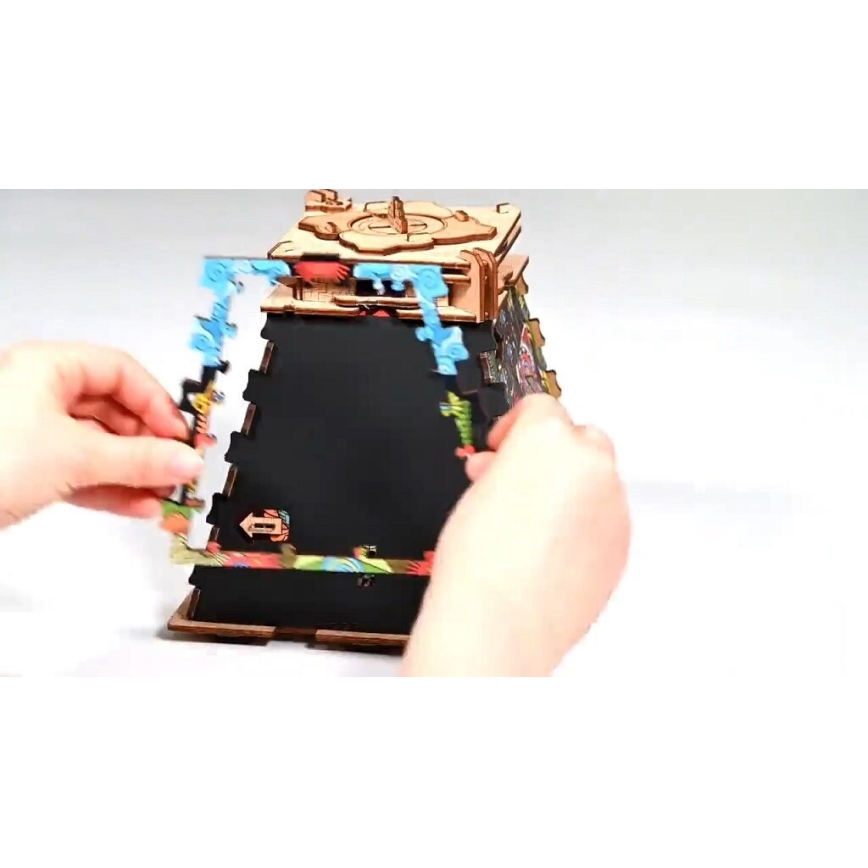 iDventure - Fa puzzle Nap piramis